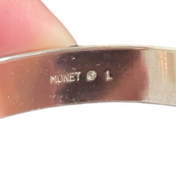 Vintage Monet Textured Silver Tone Bangle Bracelet - Picture 2 of 3